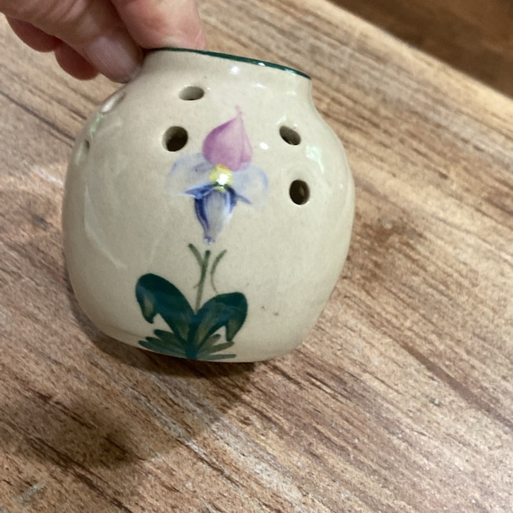 Little Vase - Picture 5 of 8